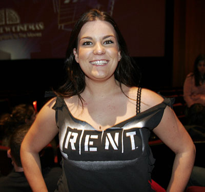 RENT tee