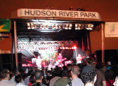 Von Bondies at Hudson River